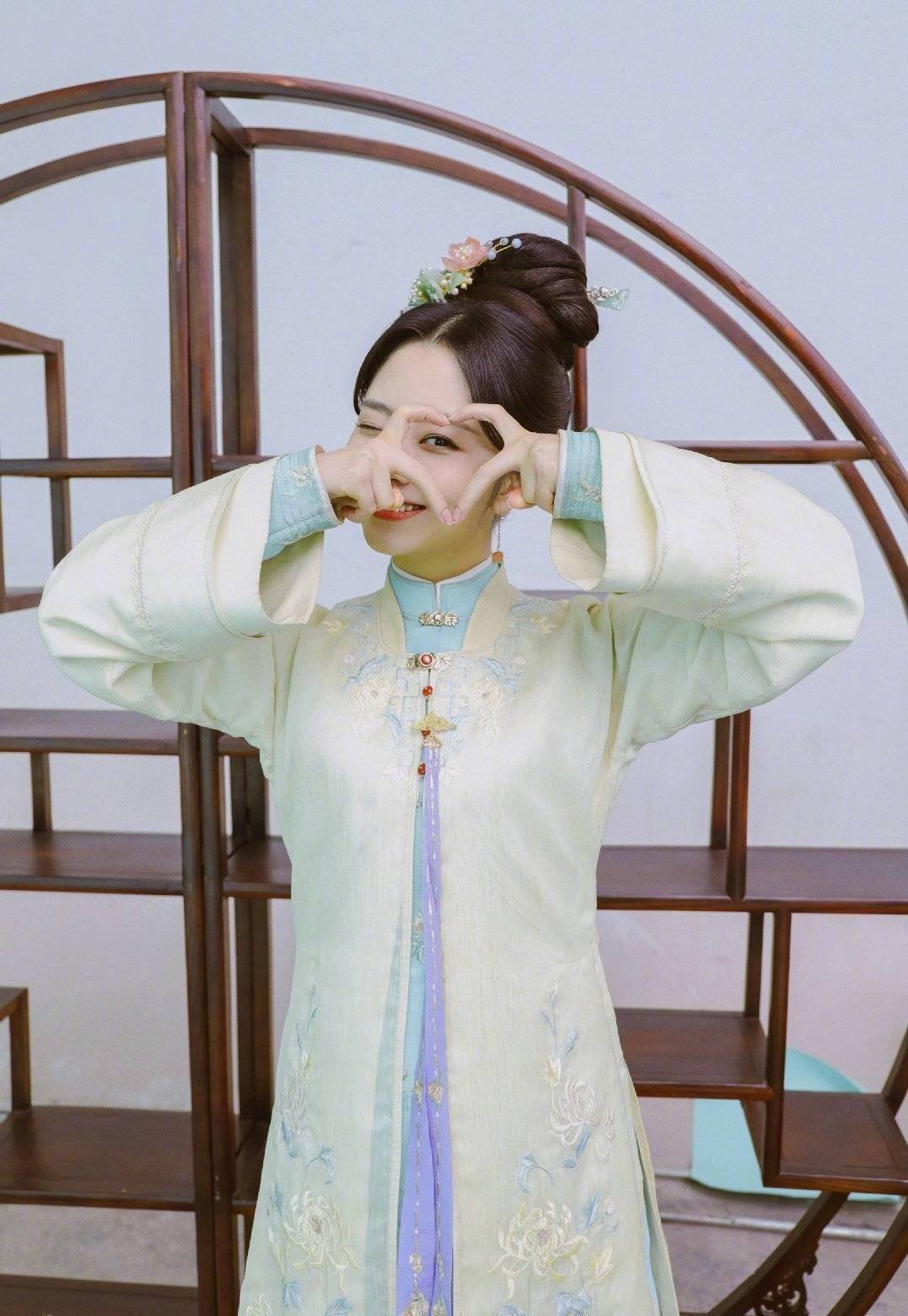 《锦心似玉》大结局,谭松韵发文告别十一娘你这一路有太多的不容易_剧