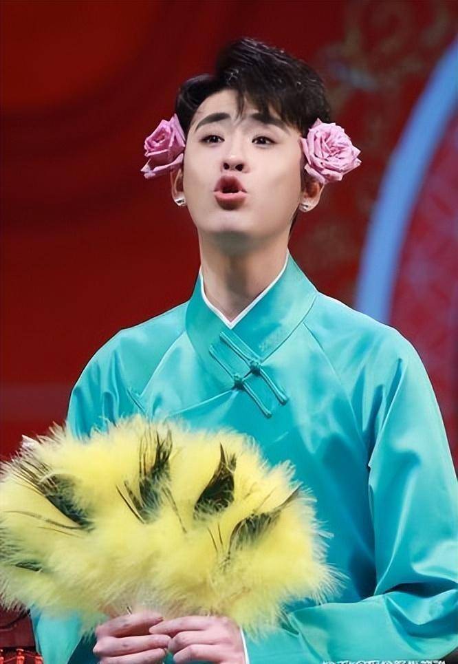 这一次郭德纲也"救"不了,32岁的张云雷_王惠_相声_因为