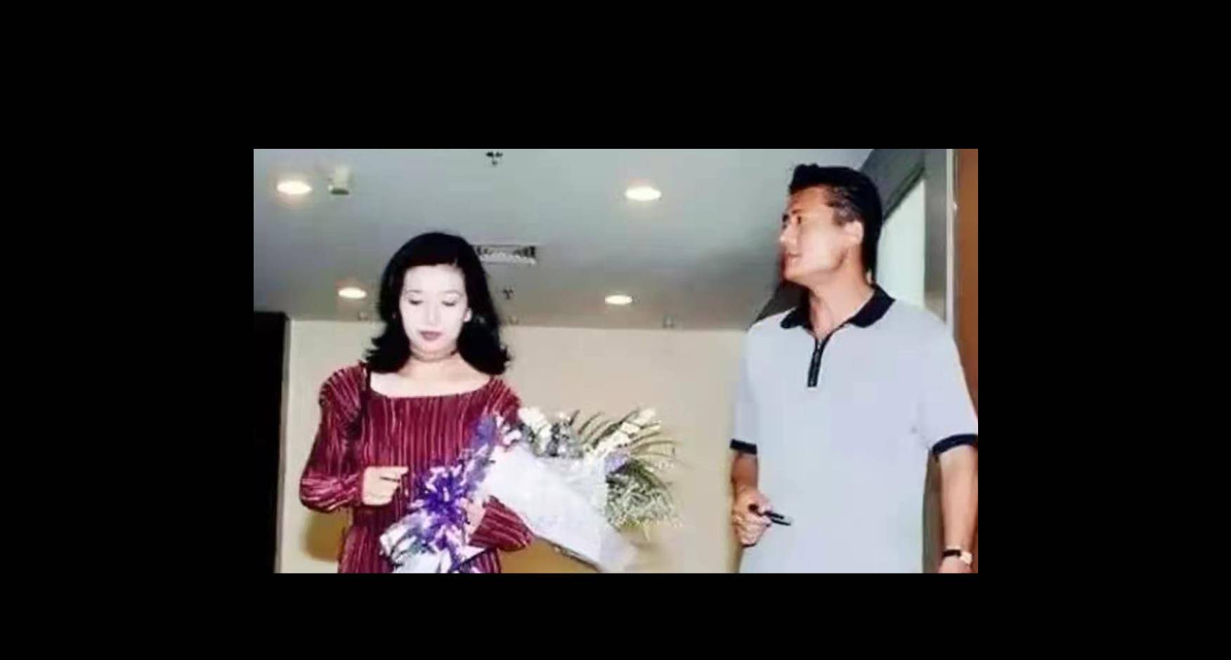 争吵越来越多,疲惫不堪的夫妻俩最终选择分手,姜山带着女儿以单亲妈妈