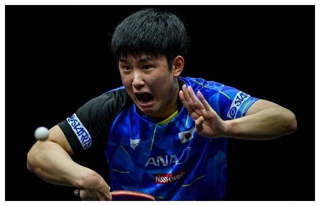 2大冠军出局,张本智和大爆发,国乒男队夺冠