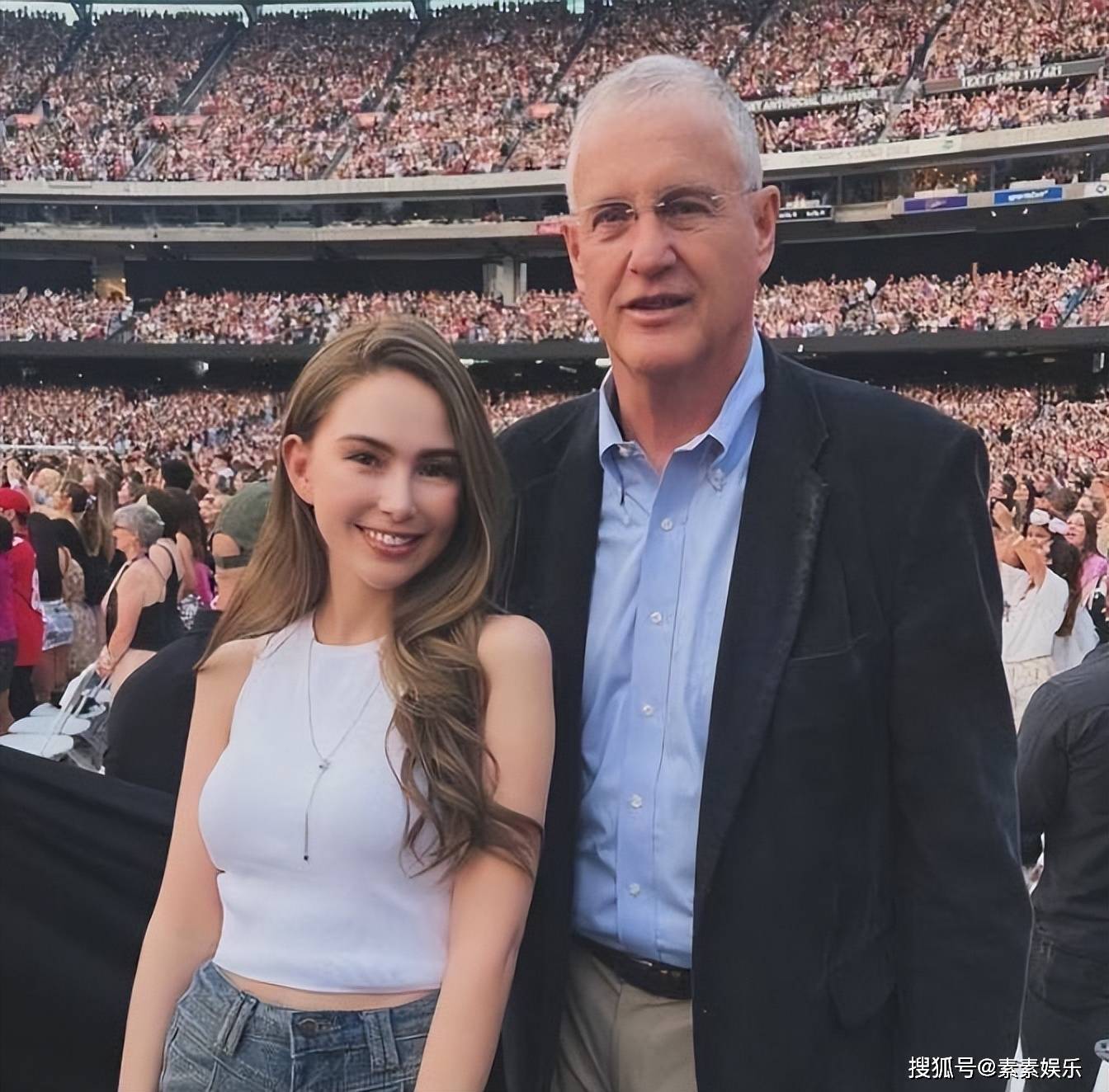 吴尊为周杰伦回应门票争议公关票也会印有价格,大家要开心过年_演唱会