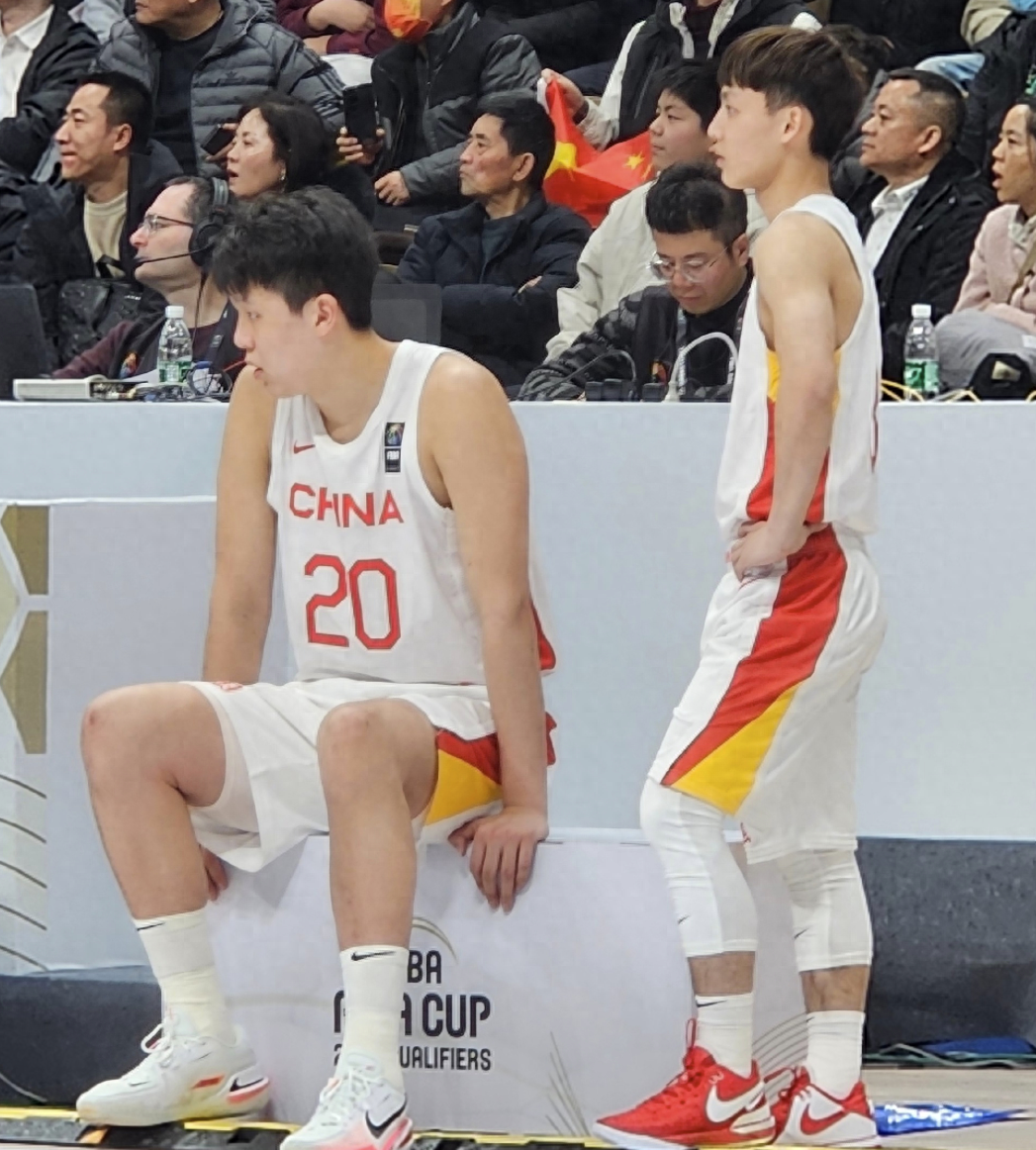 终于不用再看王哲林了!