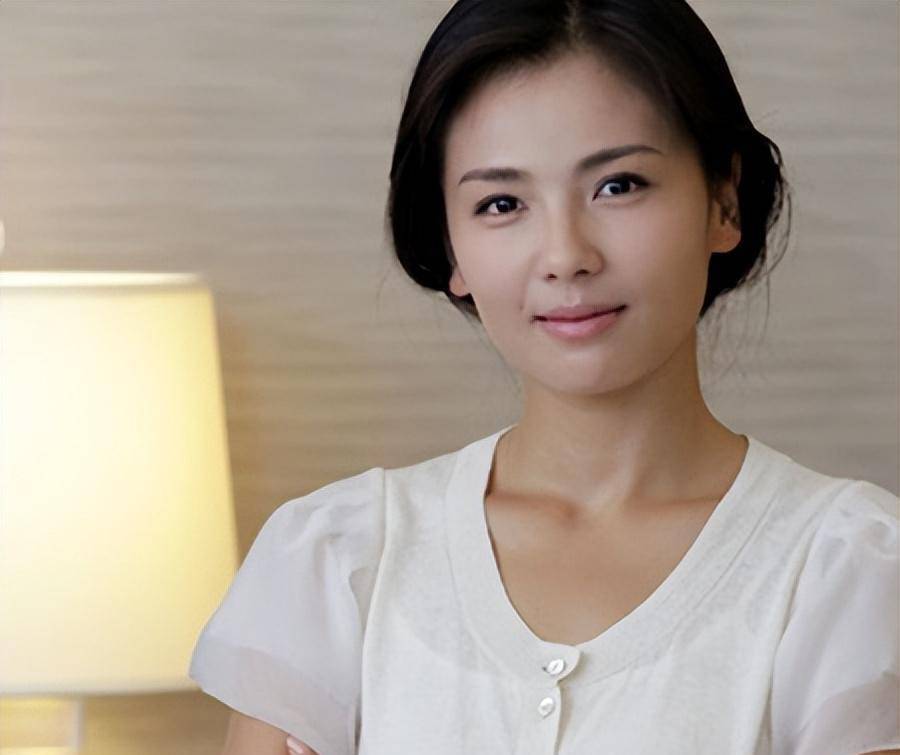 刘涛结婚15年,当了12年赚钱"机器",她后悔了吗?