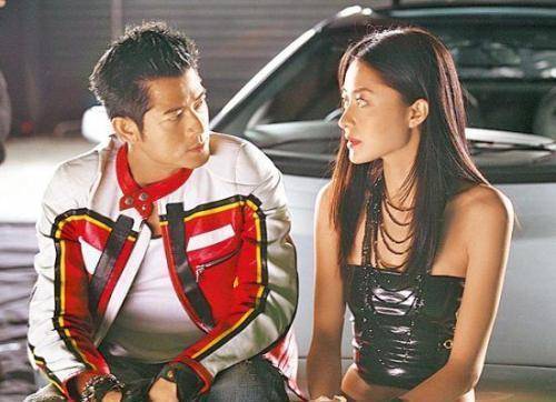 国外"第一美人"藤原纪香, 曾让郭富城奋不顾身,却没能修得圆满_天王