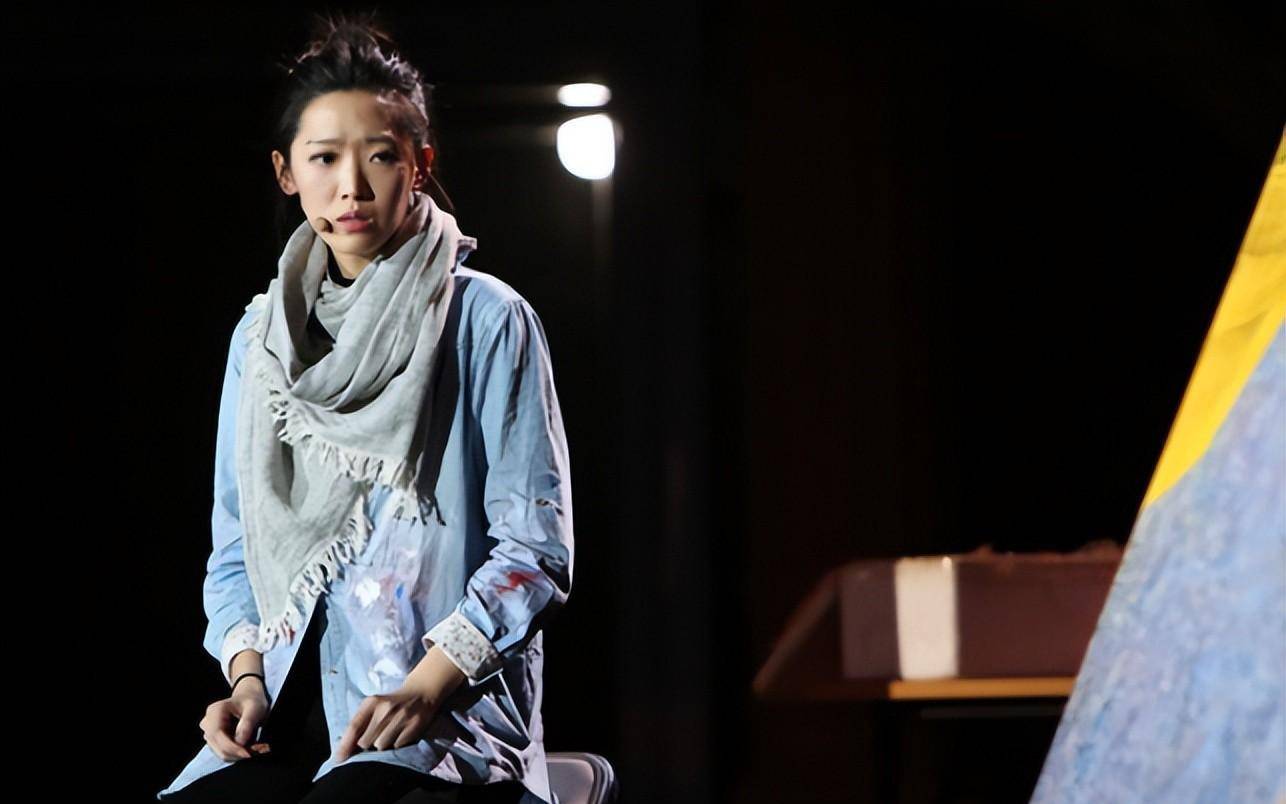 李元元:父亲是演员李立群,前途一片光明,因初恋是男子