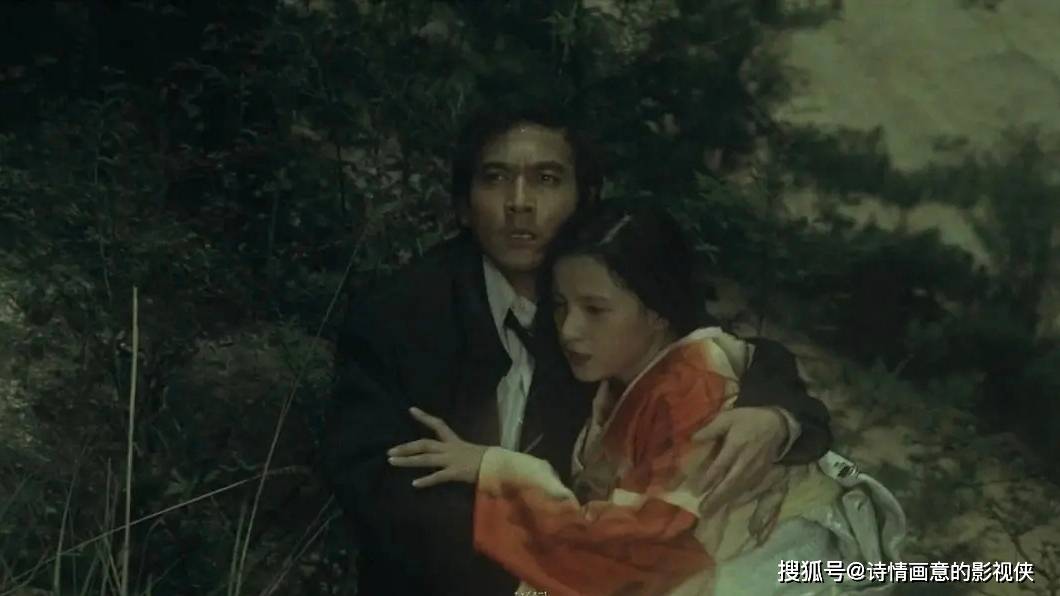 随后,小屋陷入湖中,黑暗逐渐消散,三途河蔓延开来.