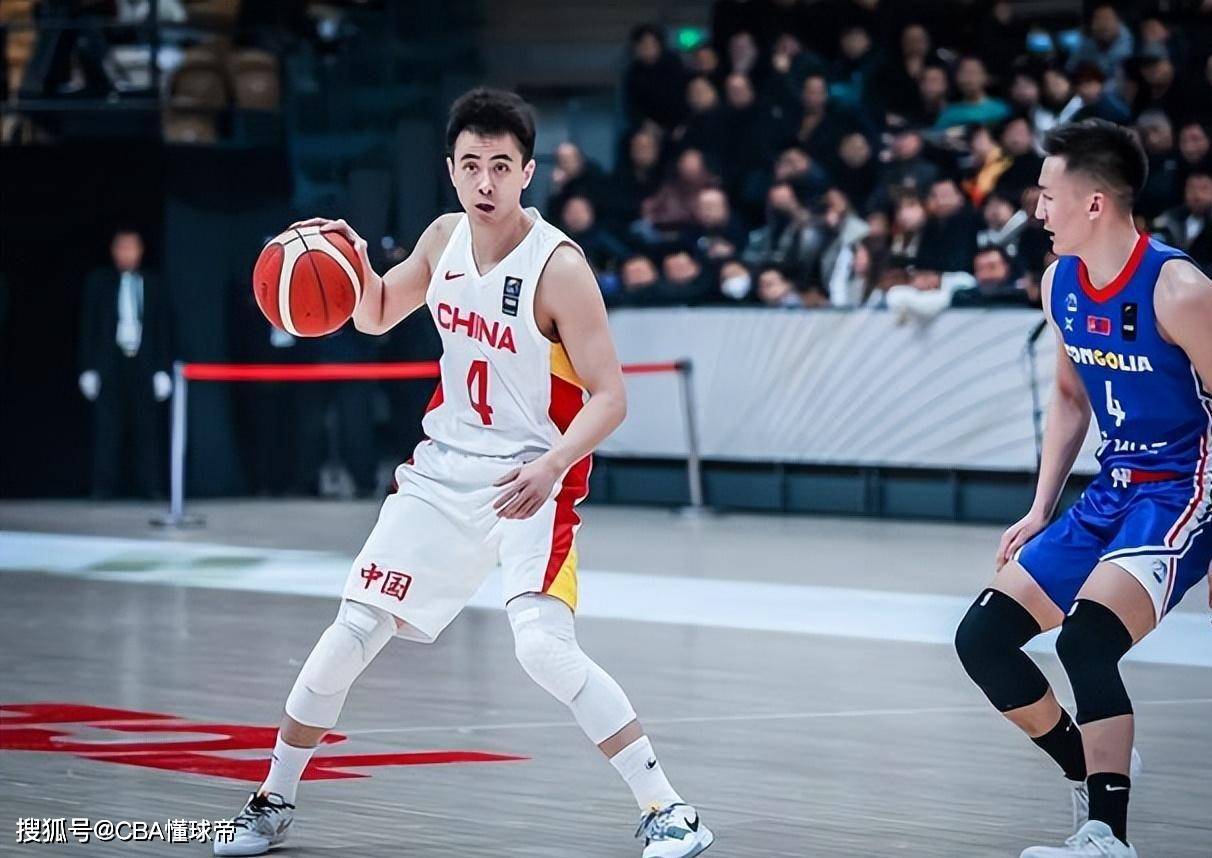 中国男篮大战日本海报出炉,胡明轩马场雄大领衔,无赵继伟杨瀚森_比赛