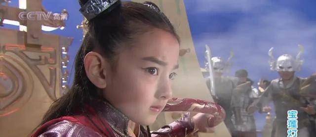 然而,现年29岁的谢昀杉如今不仅名气不如张一山,连颜值也跌至谷底.