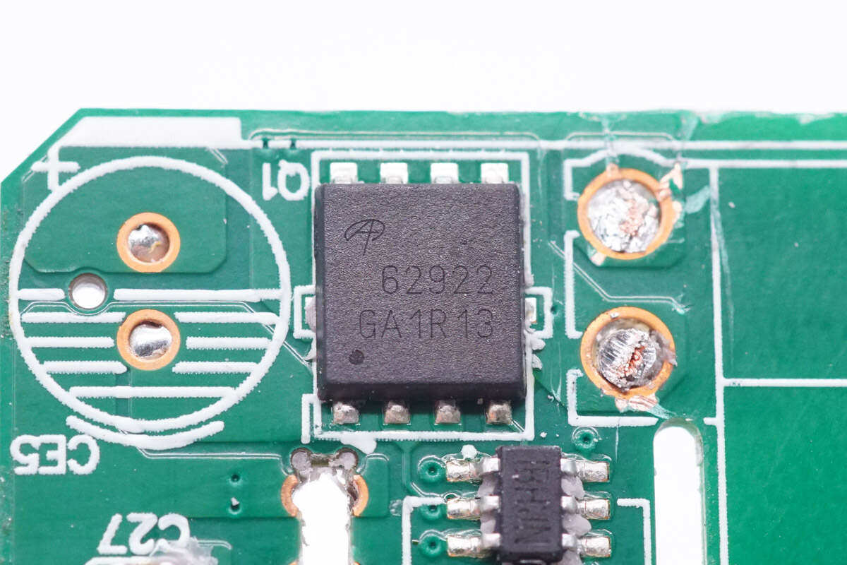 配置2a1c主流接口,nothing cmf 65w氮化镓充电器拆解_焊接_模块_电容