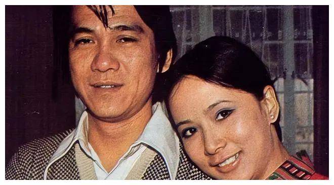 83岁何守信重返香港,与好友新年聚餐,网友:叫汪明荃一起叙旧_节目