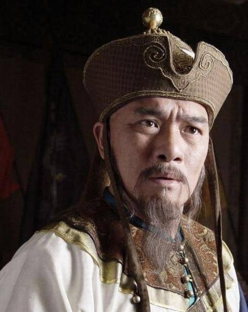 他是历史上倍受争议的人物,却因誓死效忠一人而逃过