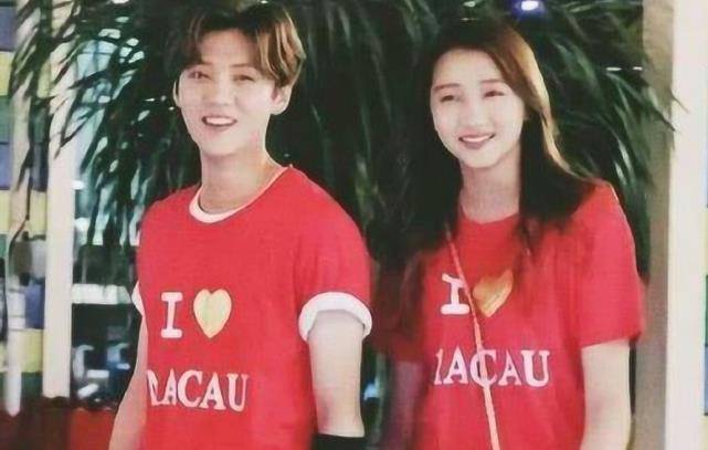 关晓彤在唱跳方面已经有了很大的进步,如果鹿晗能有下一部作品,不知道