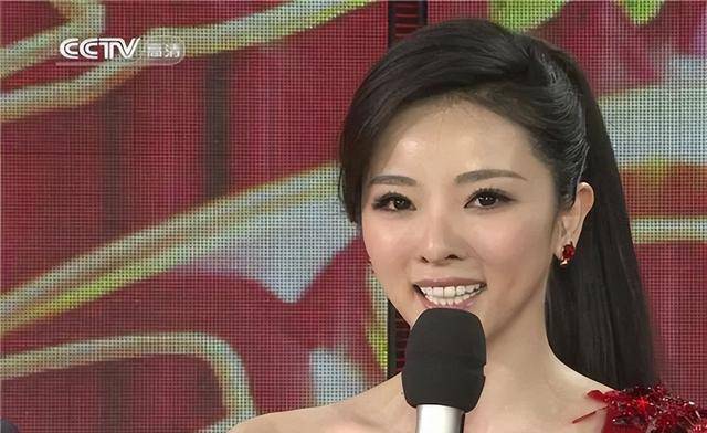 2024春晚第三次彩排结束,主持人大换血,有些人却离开的悄无声息_观众