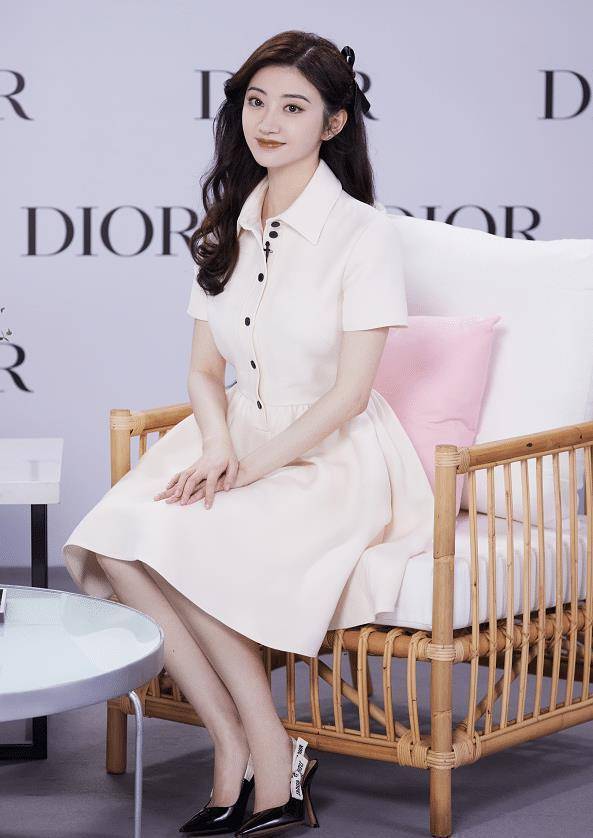 景甜的美都是红唇给的?