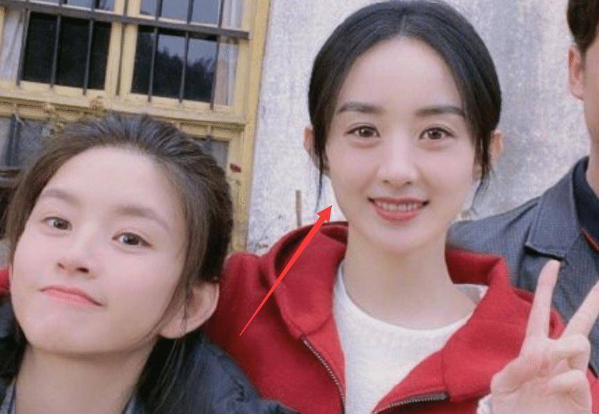 《幸福到万家》赵丽颖杀青,素颜照尽显真实状态,哪像当妈的样子_造型