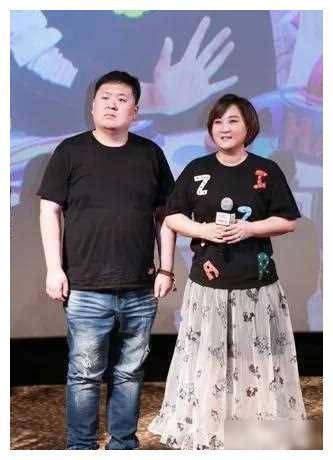 著名导演揭秘:贾玲成功幕后男人,婚育成重要议程.
