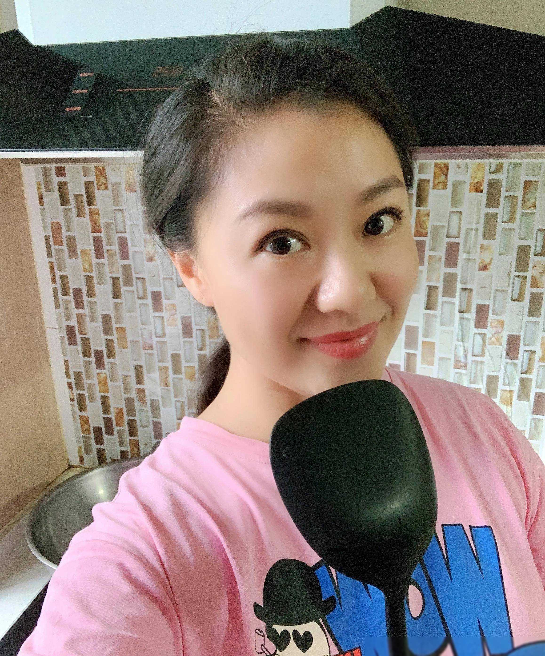 王丽达:嫁给了妈妈的偶像,结婚11年生一子,幸福圆满_汤子星_生活_音乐