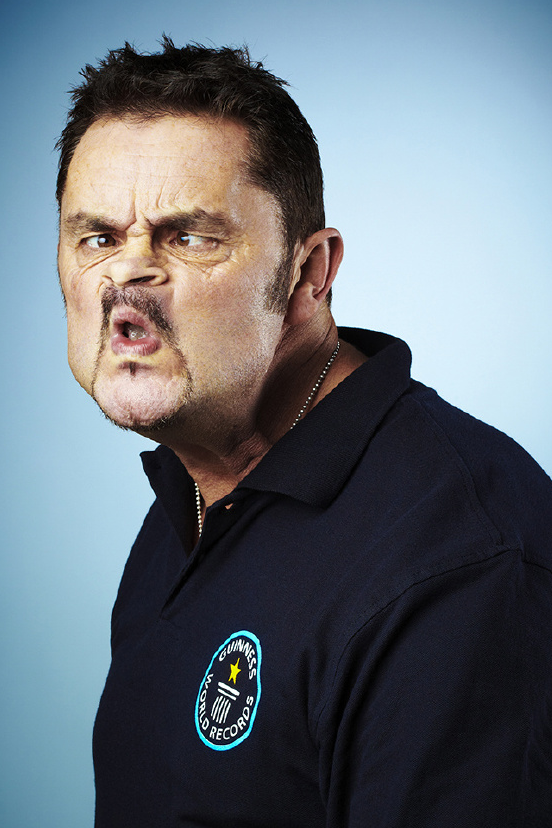 眉毛_大赛_鬼脸