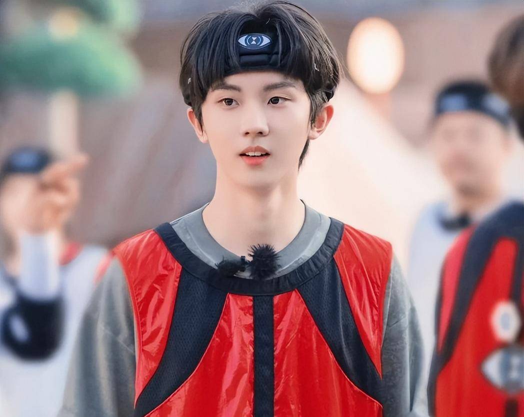 《全员加速中》首播,没了时代少年团,这5个男人撑