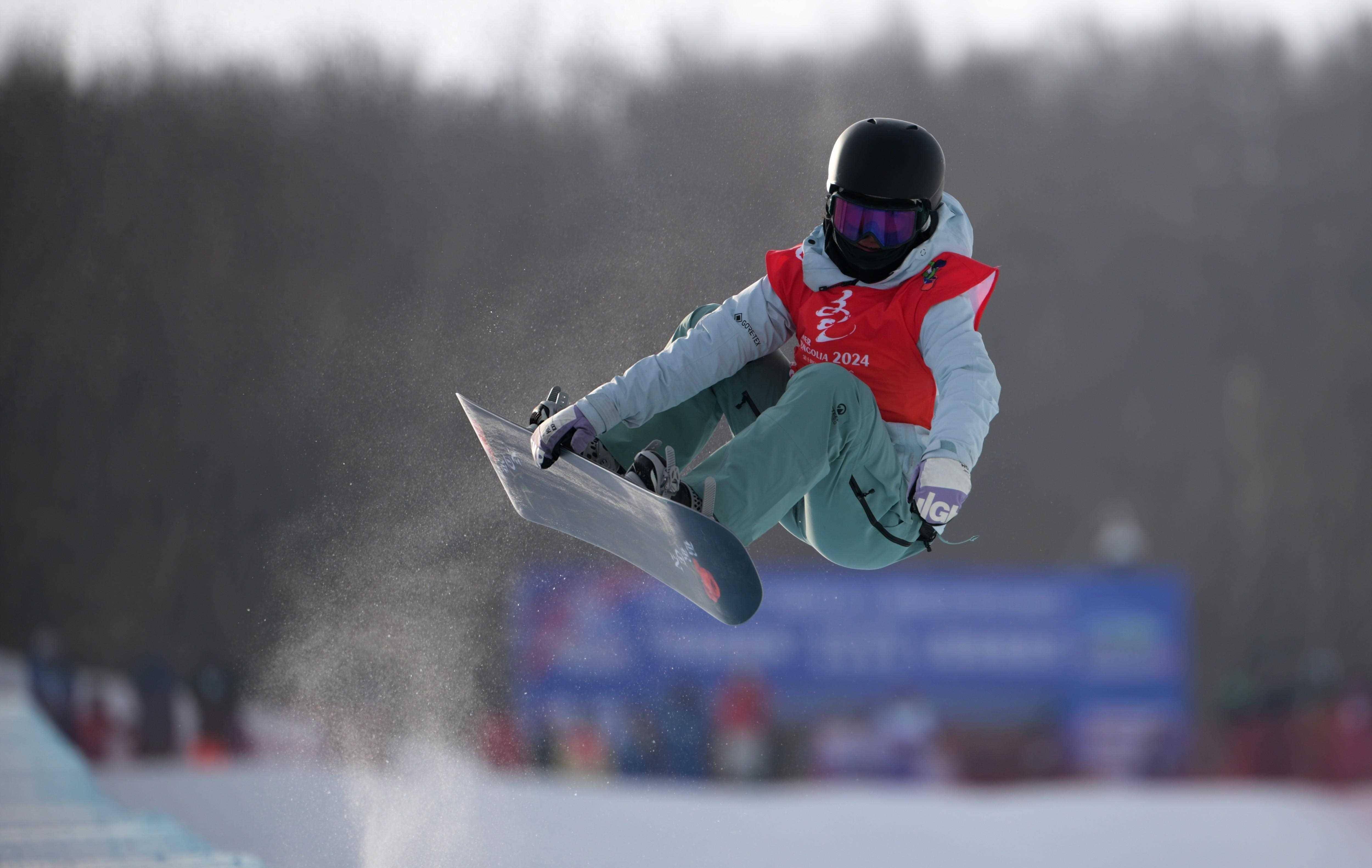 (全冬会)单板滑雪-青年组女子u型场地技巧决赛赛况_比赛_冰雪_激情