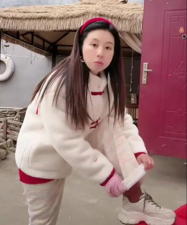 熊磊曝郭威与杜新枝的关系,田静沉默不回应,许敏不会受到影响_寻找