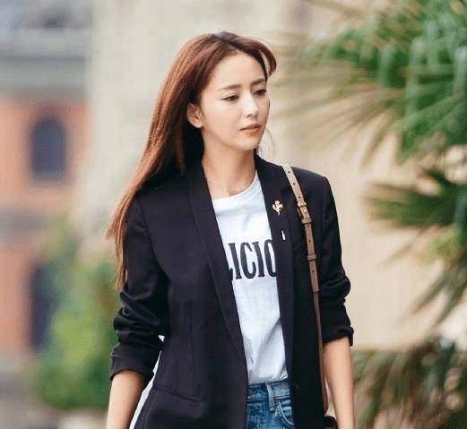 佟丽娅新剧演技遭质疑,与其他女演员同框被压制,这技术还不如baby_剧