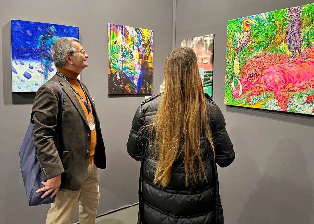 法国巴黎大皇宫" art capital 国际艺术展":艺术家 王延青