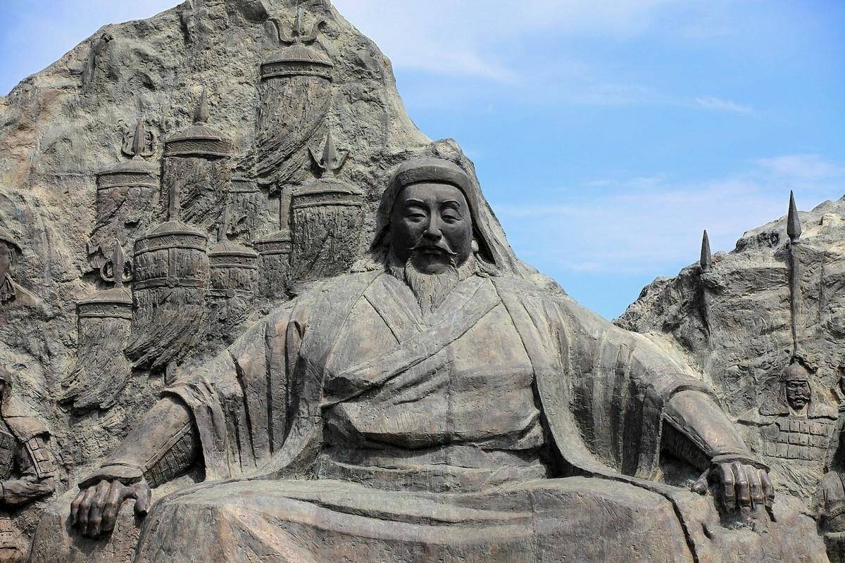 十三翼之战,札木合烹杀俘虏,铁木真虽败,却收获人心_草原_安答_部落