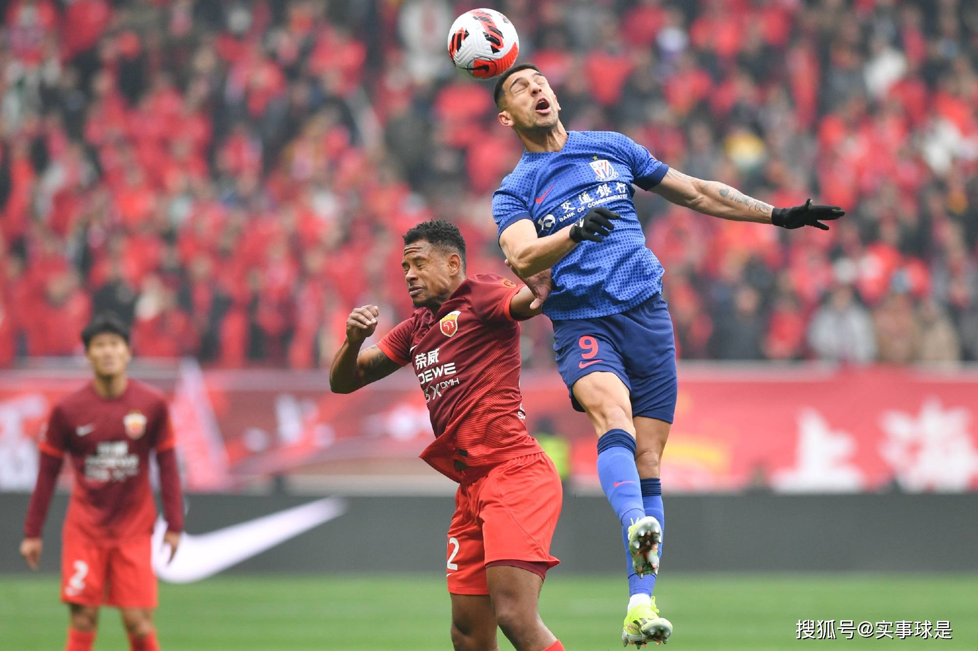 马莱莱捡漏破门,申花1-0海港,捧起超级杯,武磊失单刀_外援_颜骏_来自