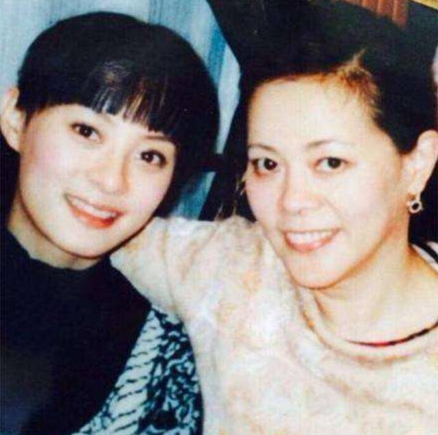 和郝蕾在一起3年的邓超,为何最后能跟"恐婚"的孙俪相濡以沫9年?