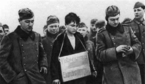 二战德军做了一件不光彩的事,斯大林大怒:遇到这支德军一个不留_卓娅