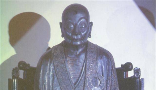 他与六祖慧能4问4答,终成一代宗师,圆寂之际千只大雁护驾西归_玄觉