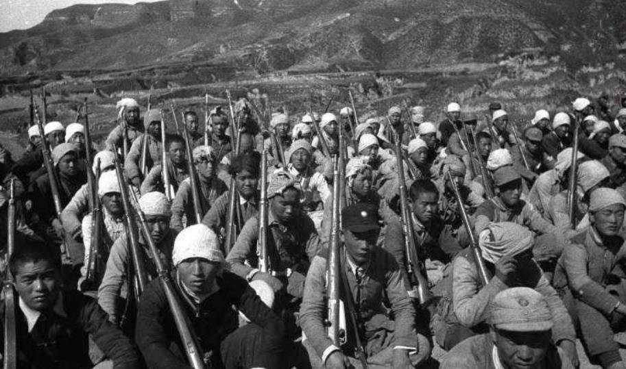 1935年2月,红一方面军进行了著名的扎西整编,在这次整编之后,担任红一