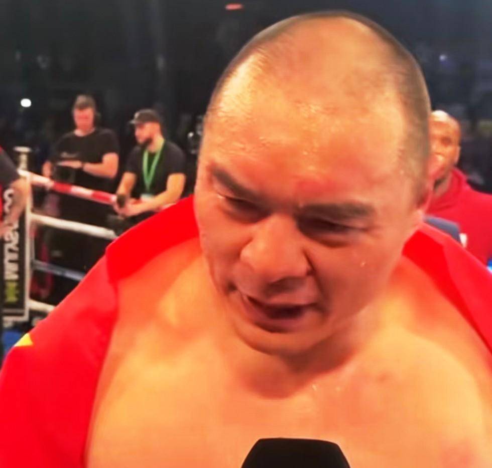 《拳台》杂志重点报道张志磊,披露打掉教练一颗牙齿_帕克_乔治_训练
