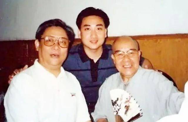 张学津后事:全体徒弟跪拜高喊:"师父,我们都是您的