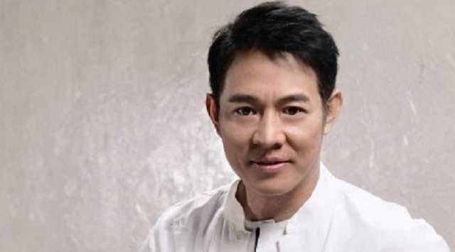 世界上仅存的两颗九眼天珠,一颗就在李连杰的脖子上,价值上亿_人民