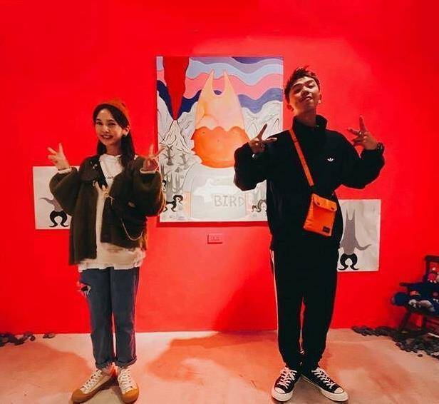 杨丞琳为前男友宣传,合照穿的还是"情侣鞋"_感觉_look_显得