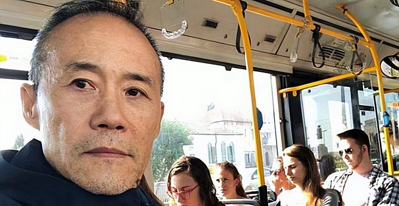 他放弃当中国首富,隐退后年领1200万退休金,娶小30岁的美女明星_王石