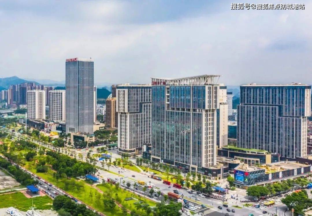 火村"标志性的牌坊建筑,火村古色古香的人文历史建筑花厅坊,西泉古井