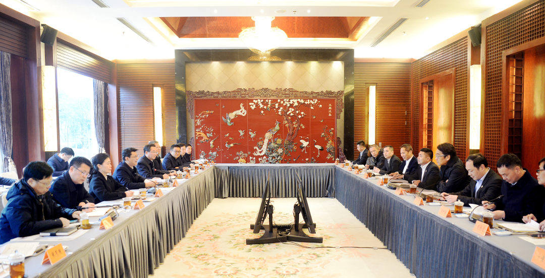 进健会见苏如春一行——深化合作 共谋发展新篇章_华邦_控股集团_产业