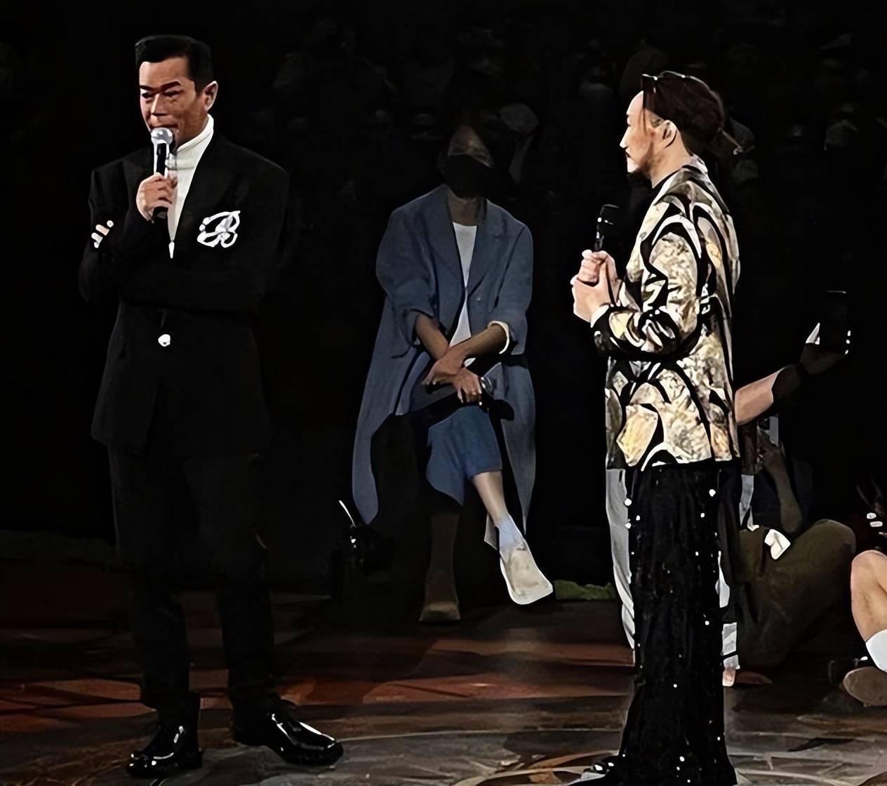 古天乐在郑中基演唱会疑似内涵梅西,球王成笑话_风波_言论_形象