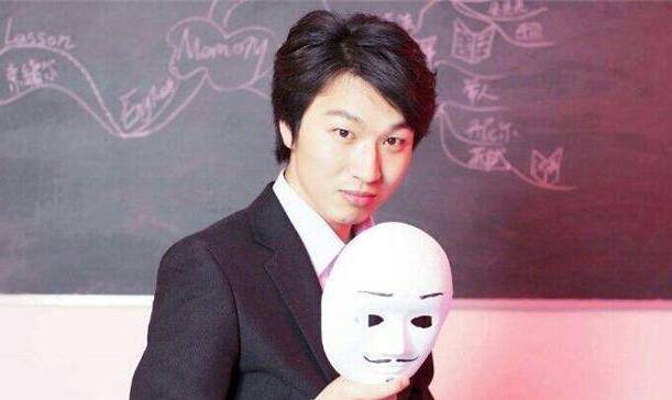 "世界记忆大师"郑才千:赢钱比吃饭还简单,赌场禁止其入内_澳门_中国