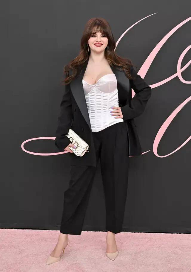 首歌_法国_情感