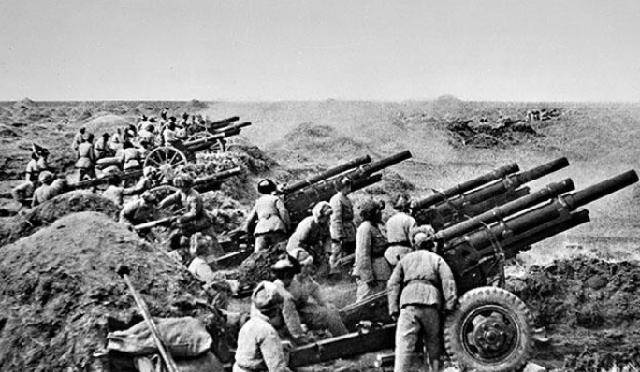 将领,被包围后叫嚣一个换一个,华野因此伤亡6万人_黄百韬_解放军_碾庄
