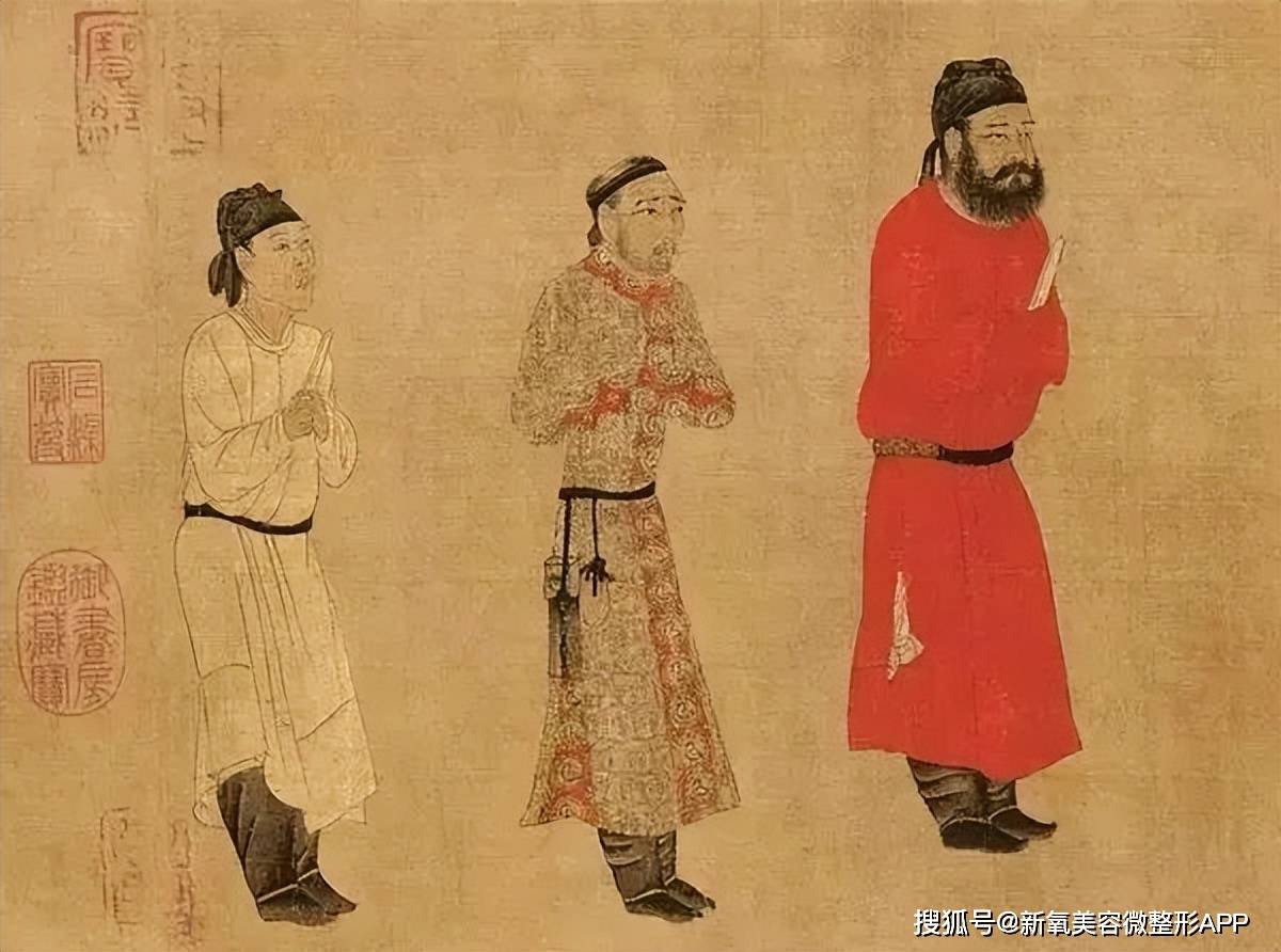 古代男子佩戴香囊图片