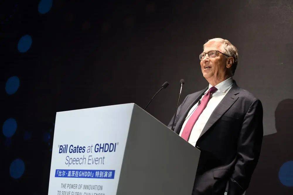 美国"首善":累计捐赠超过4000亿元,领先比尔·盖茨