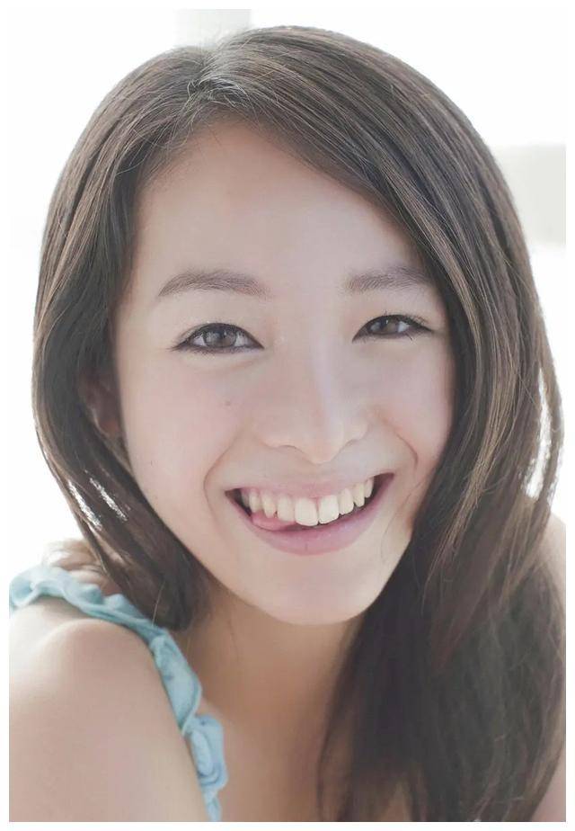 清野菜名:女神运动之魂,魅力动作女星,惊艳无限_才华_电影_领域