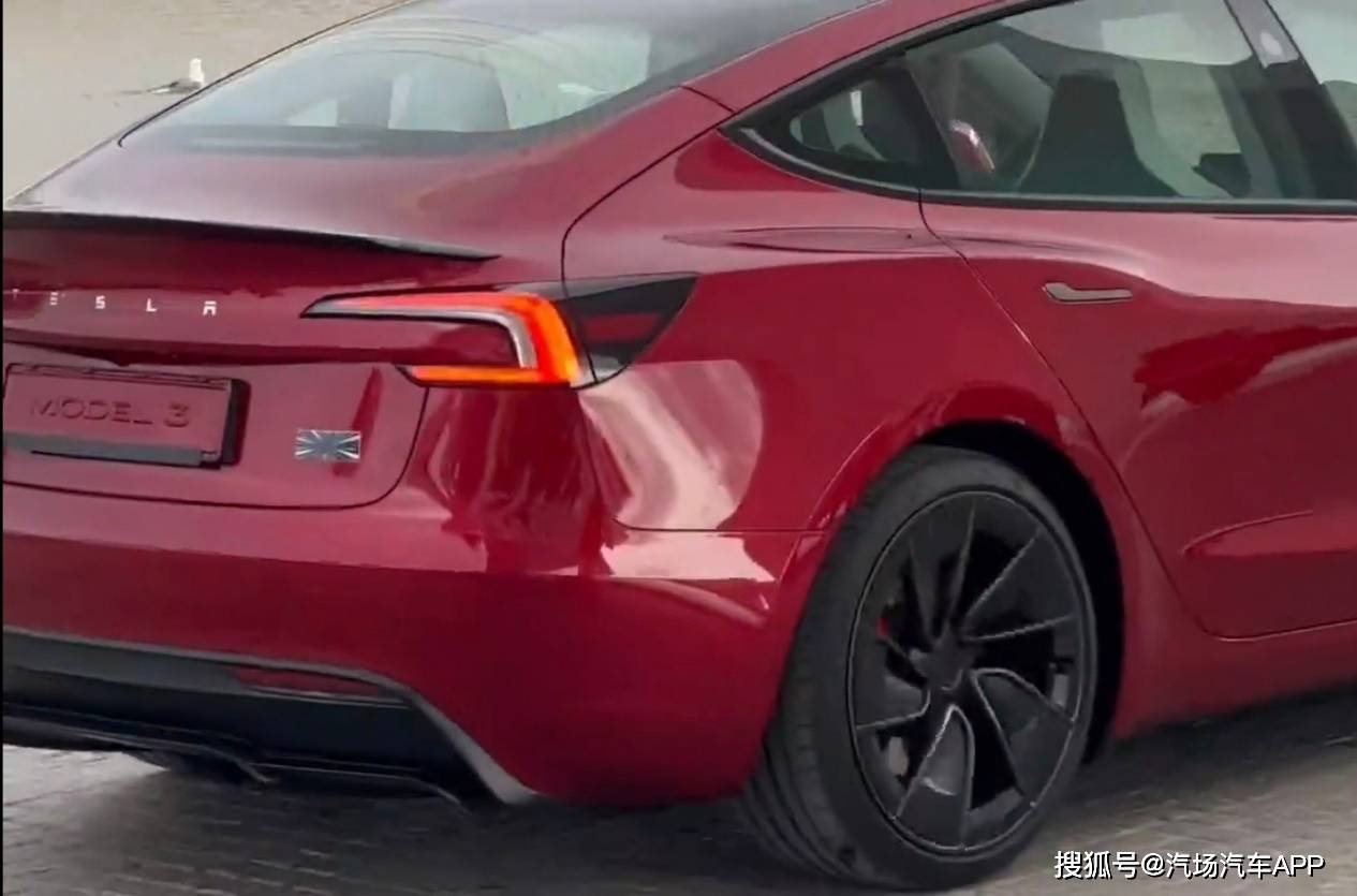 新款特斯拉Model 3高性能曝光,Modes S的平替来了?_搜狐汽车_搜狐网
