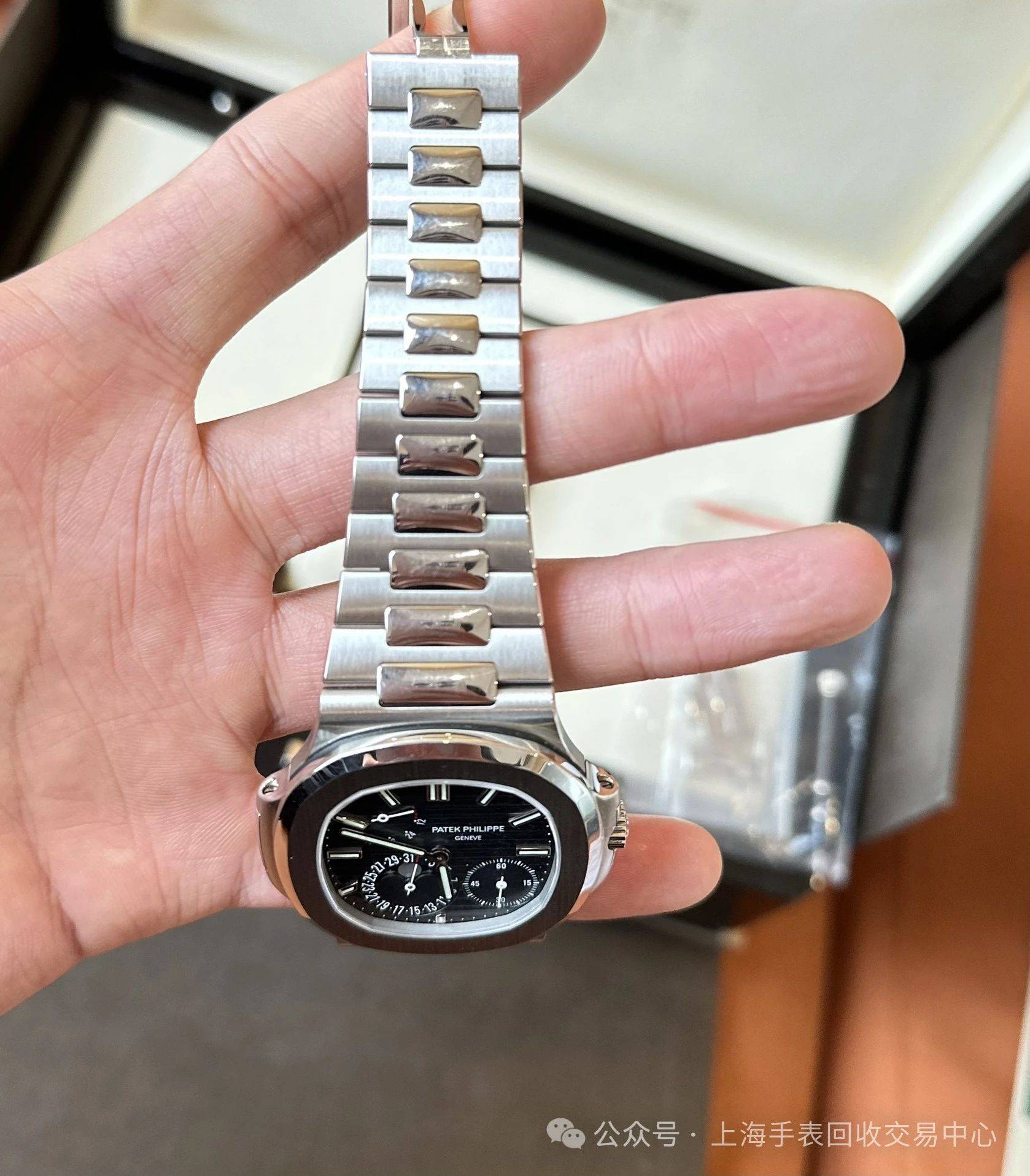 百达翡丽鹦鹉螺系列,型号:5712/1a-001,功能:自动机芯_专柜_公价_步天