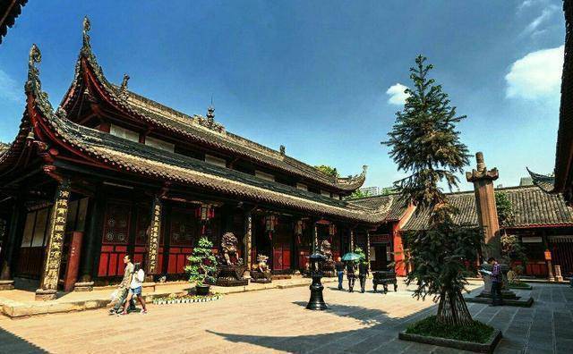 成都这个庙没有功德箱,提供免费香火和斋饭,这才是佛门圣地_文殊院
